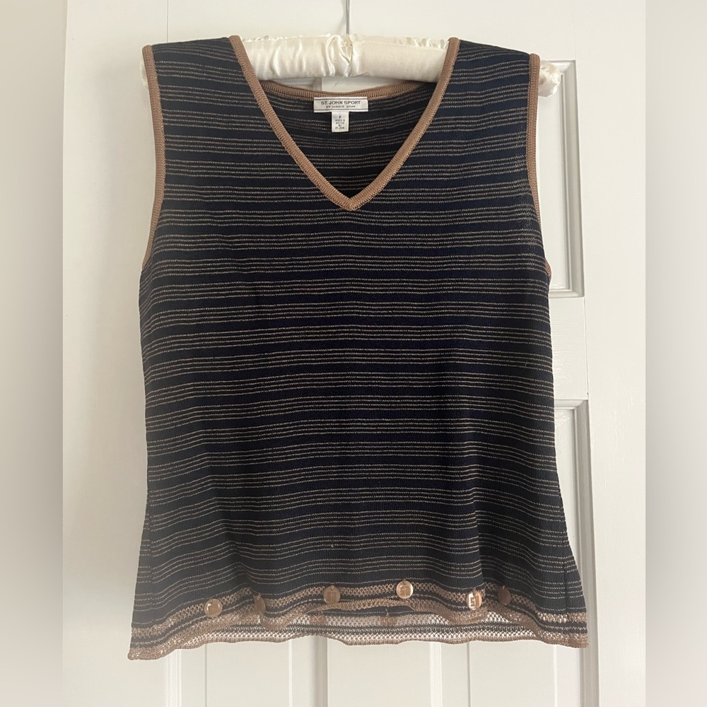 St. John Sport By Marie Gray-fabulous, navy, and bronze sweater vest -NWOT. ❤️